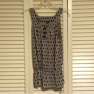 Patterned Sleeveless Top
